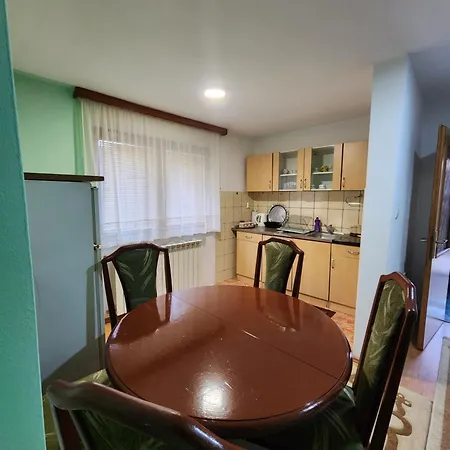 Noor Apartment